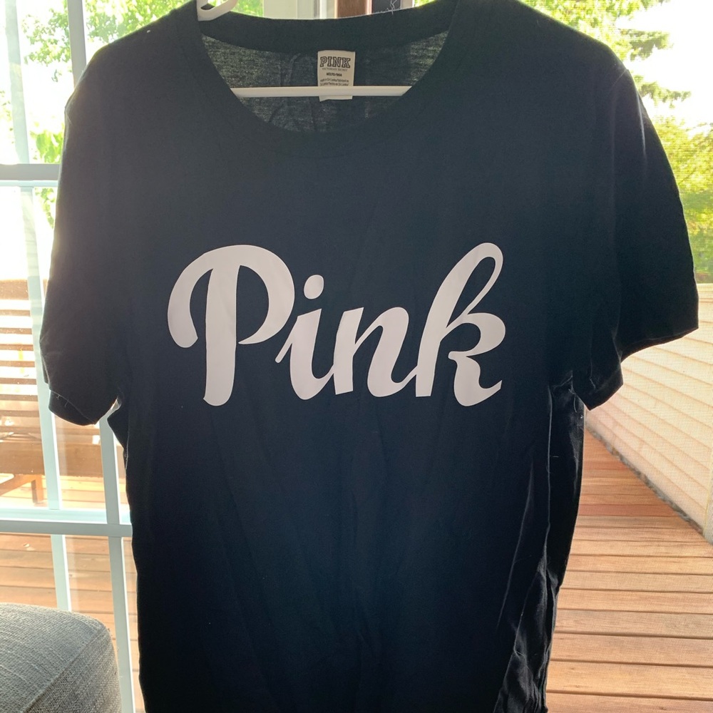Black logo tee